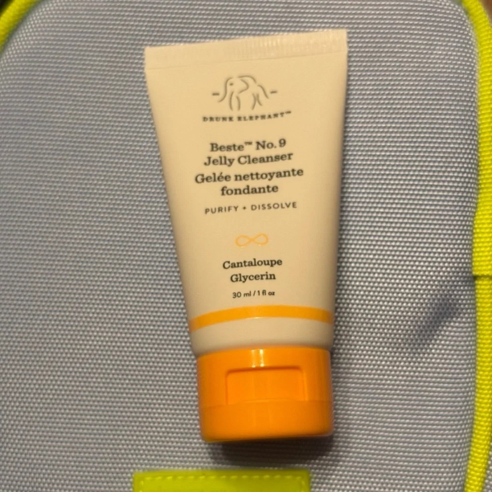 ❤️ 3/$25 Drunk Elephant Beste No. 9 Jelly Cleanser 30ml